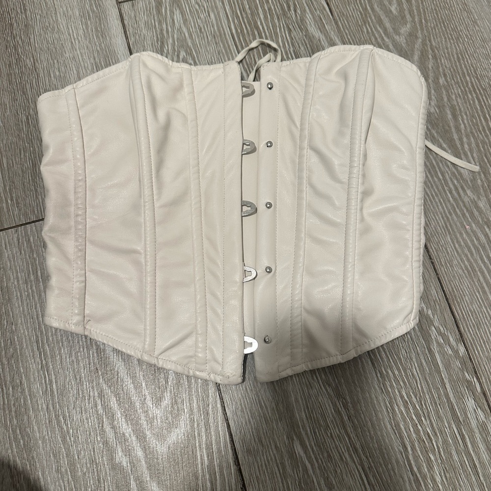 Edikted leather corset